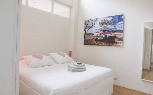 Gallery Short Stay II