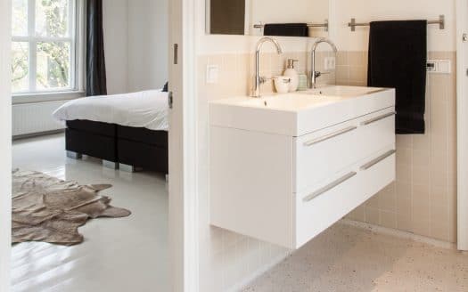 S Suite I
