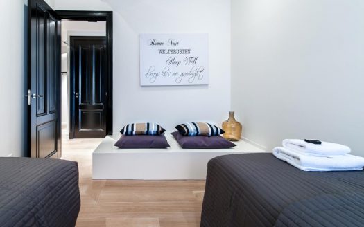 Tropen Apartment 8