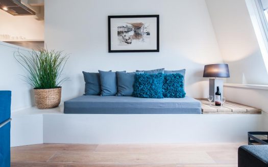 Tropen Apartment 8