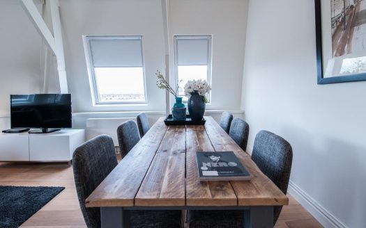 Tropen Apartment 8