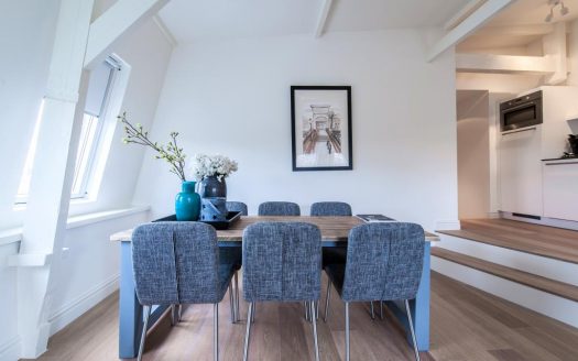 Tropen Apartment 8