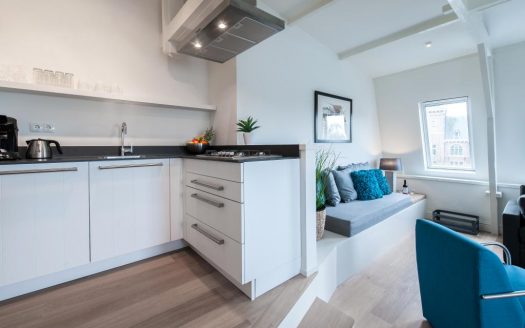 Tropen Apartment 8