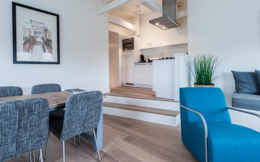 Tropen Apartment 8
