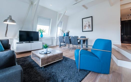 Tropen Apartment 8